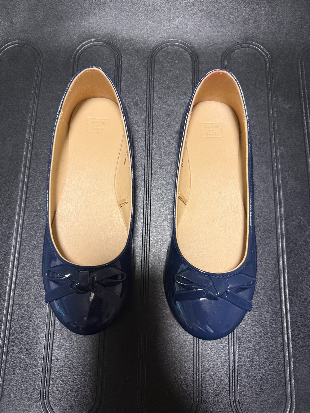 Women's Navy Patent Ballet Flats with Bow